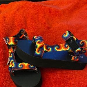 NEW Love83 Tie Dye platform sandals